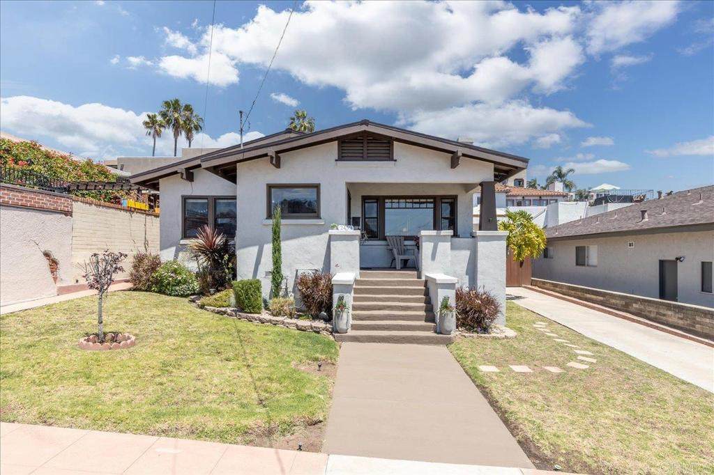2453 Curlew St - Photo 1