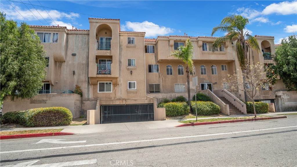 6100 Rugby Ave - Photo 1