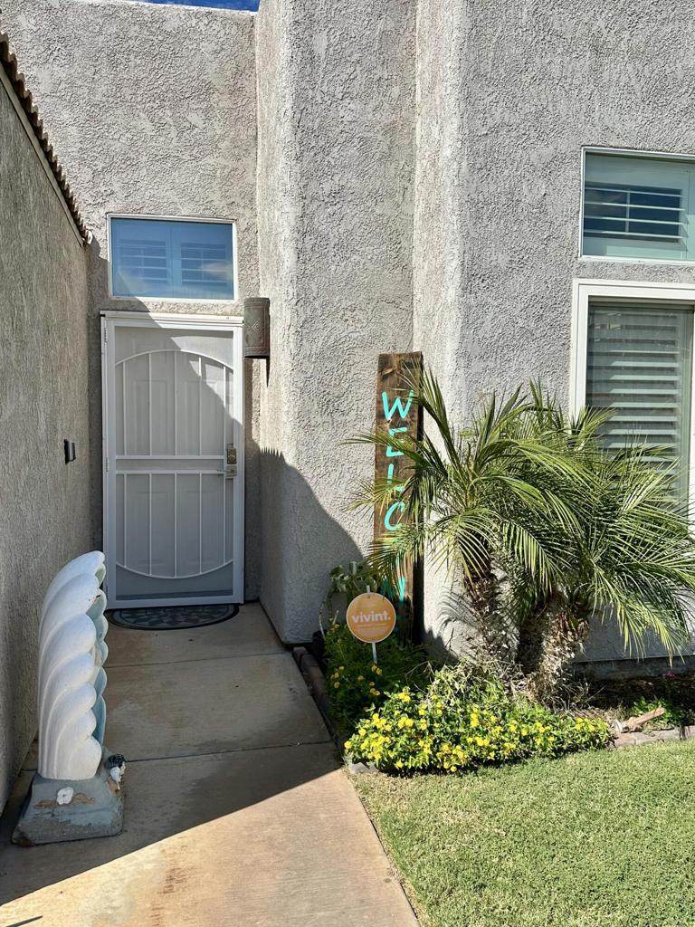 https://bt-photos.global.ssl.fastly.net/socal/orig_boomver_1_429645701-2.jpg