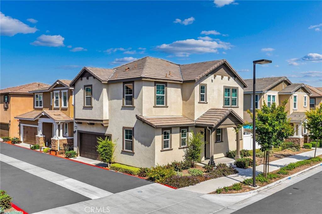 https://bt-photos.global.ssl.fastly.net/socal/orig_boomver_1_429647154-2.jpg