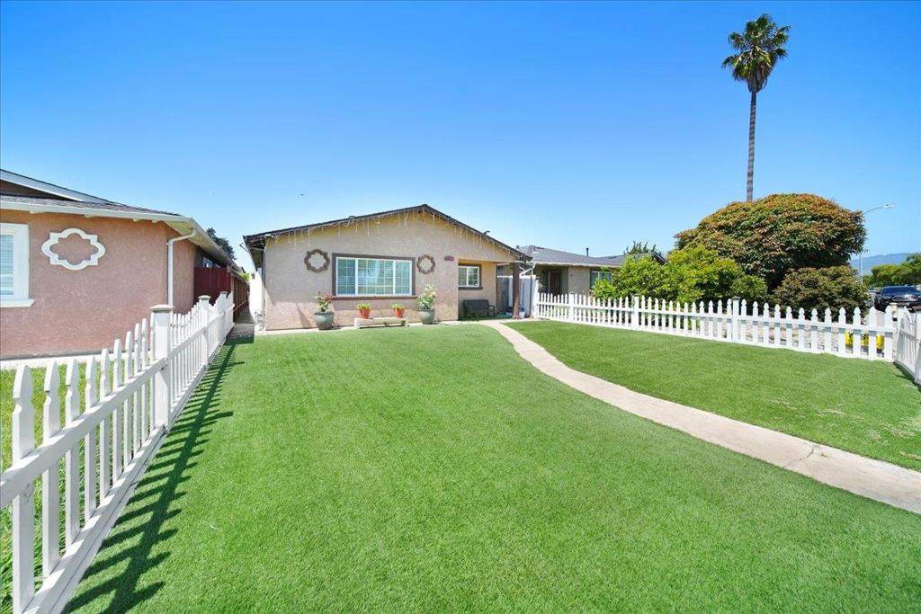 https://bt-photos.global.ssl.fastly.net/socal/orig_boomver_1_429661915-2.jpg