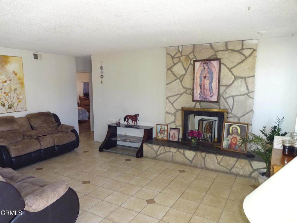 https://bt-photos.global.ssl.fastly.net/socal/orig_boomver_1_429667307-2.jpg