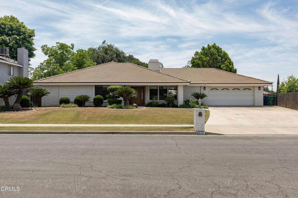 6717 Noah Avenue - Photo 1