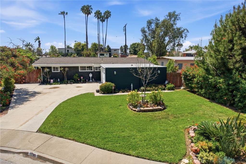 https://bt-photos.global.ssl.fastly.net/socal/orig_boomver_2_429682167-2.jpg