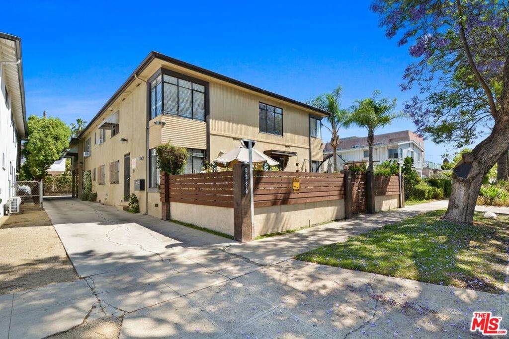 8529 Cashio Street - Photo 1