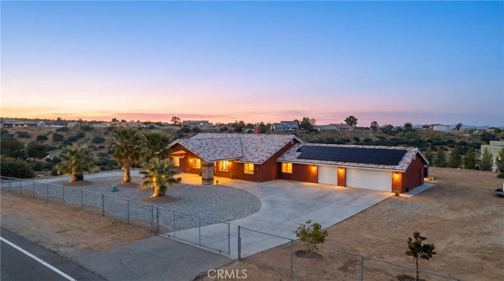 9512 Mesquite - Photo 1