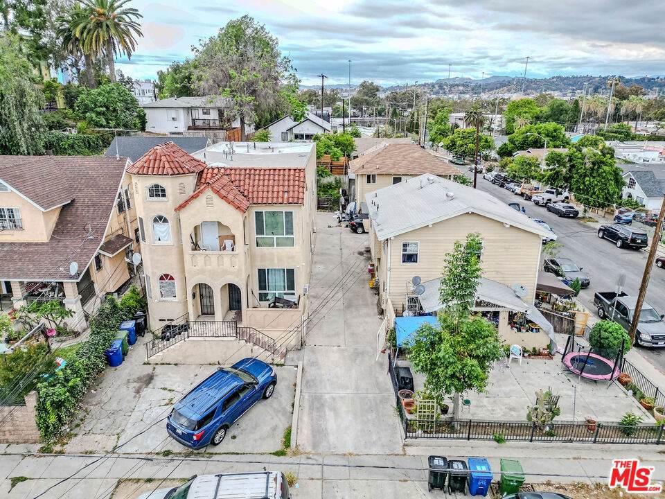 https://bt-photos.global.ssl.fastly.net/socal/orig_boomver_1_429695415-2.jpg