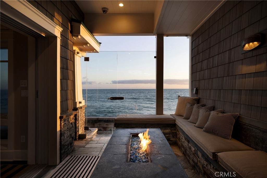https://bt-photos.global.ssl.fastly.net/socal/orig_boomver_1_429696268-2.jpg
