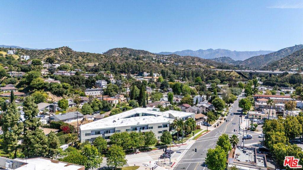https://bt-photos.global.ssl.fastly.net/socal/orig_boomver_1_429709230-2.jpg