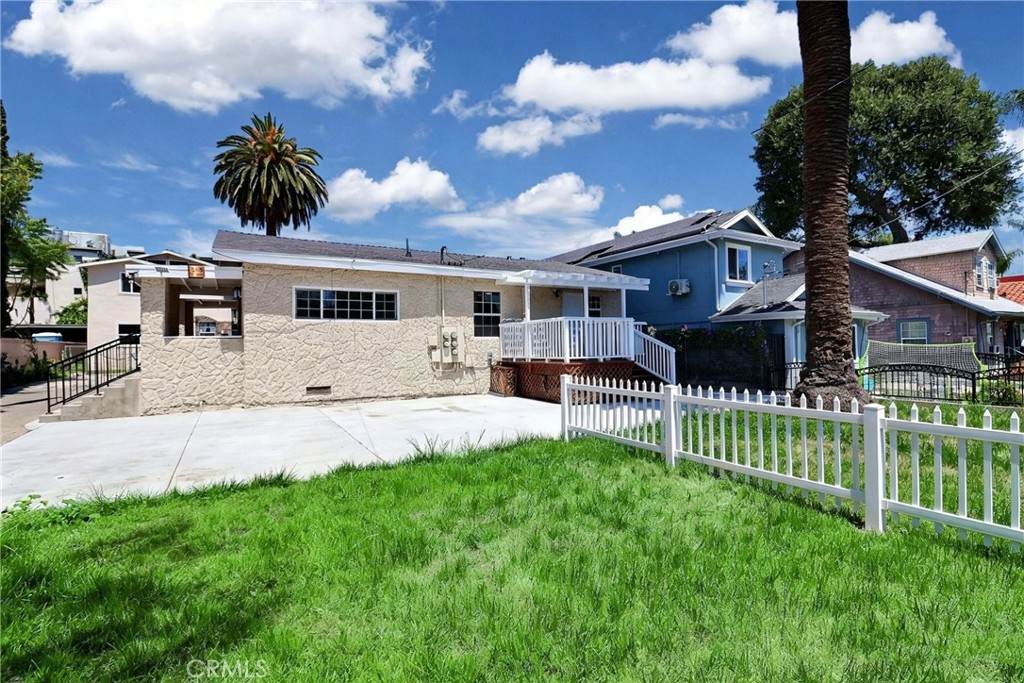 https://bt-photos.global.ssl.fastly.net/socal/orig_boomver_1_429710565-2.jpg