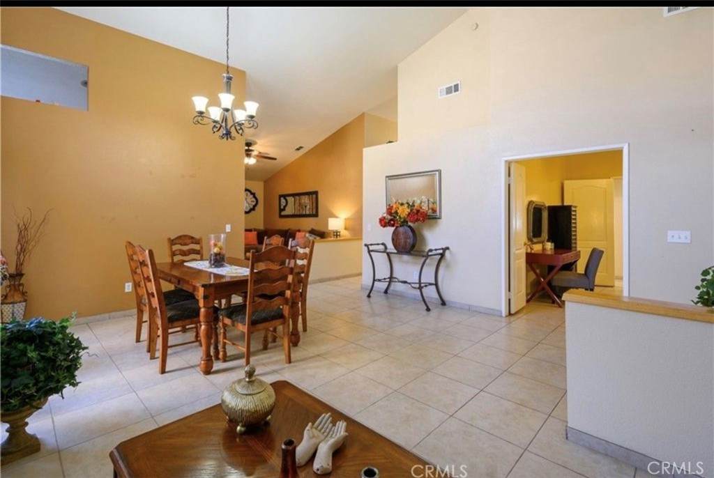 https://bt-photos.global.ssl.fastly.net/socal/orig_boomver_1_429710625-2.jpg