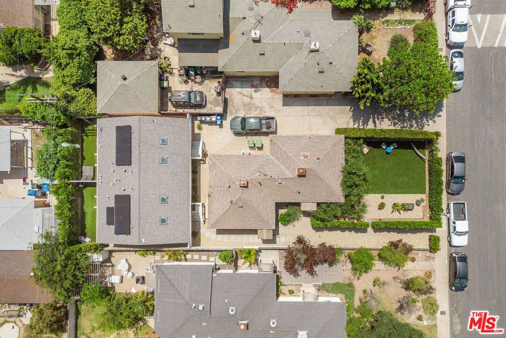 https://bt-photos.global.ssl.fastly.net/socal/orig_boomver_1_429710809-2.jpg