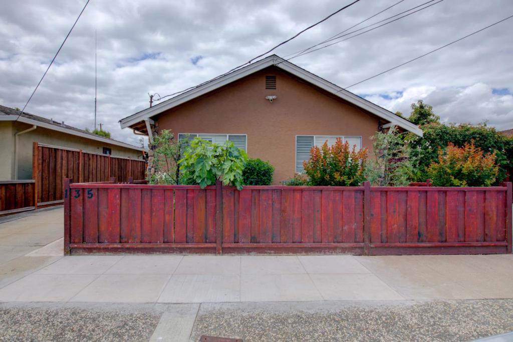 https://bt-photos.global.ssl.fastly.net/socal/orig_boomver_1_429725004-2.jpg