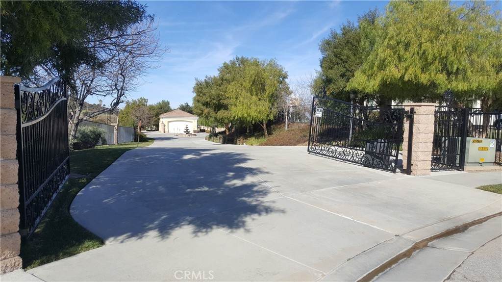 https://bt-photos.global.ssl.fastly.net/socal/orig_boomver_1_429740504-2.jpg