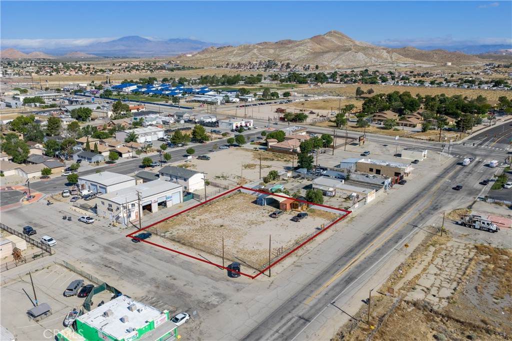 2909 Sierra Highway - Photo 1