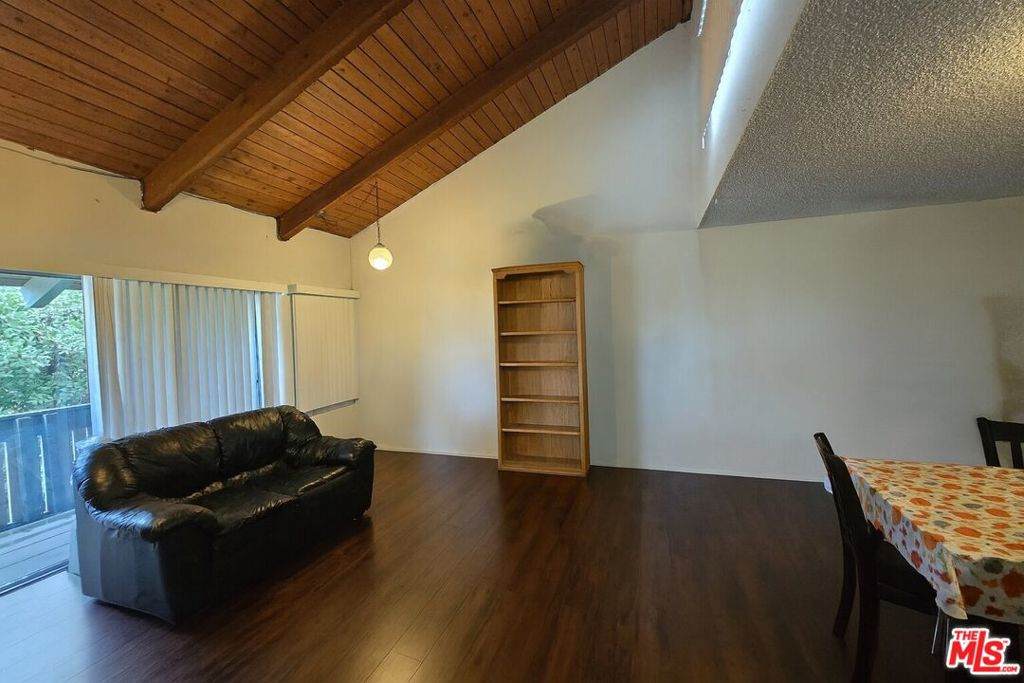 https://bt-photos.global.ssl.fastly.net/socal/orig_boomver_1_429749694-2.jpg