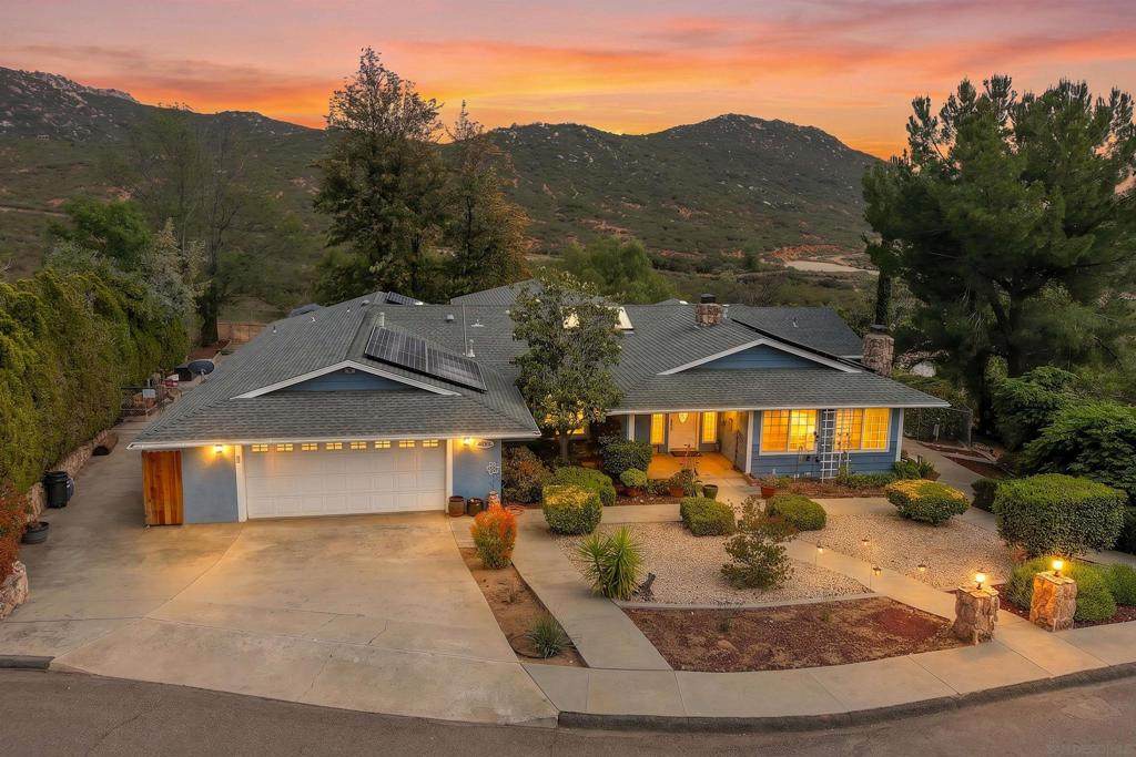 24563 Del Amo Rd - Photo 1