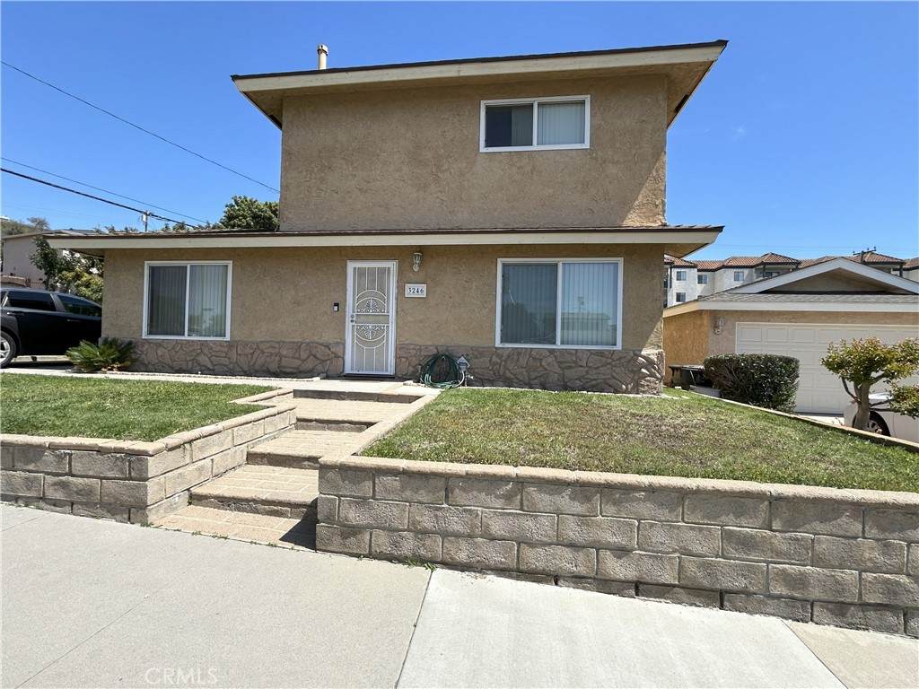 3246 Locust Avenue - Photo 1