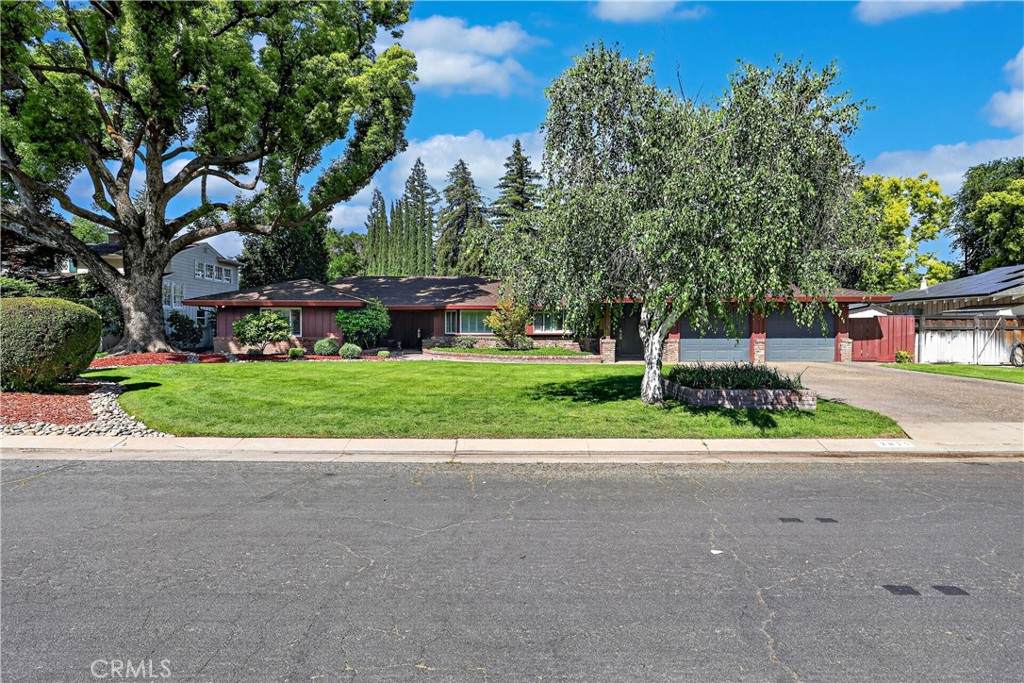 2875 Ardell - Photo 1