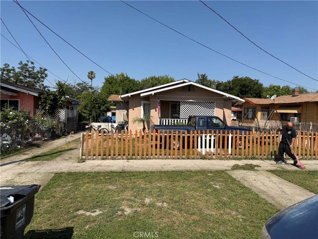 https://bt-photos.global.ssl.fastly.net/socal/orig_boomver_1_429892167-2.jpg
