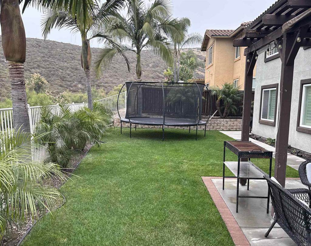 https://bt-photos.global.ssl.fastly.net/socal/orig_boomver_1_429903598-2.jpg