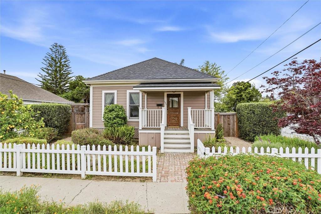 302 Mason - Photo 1