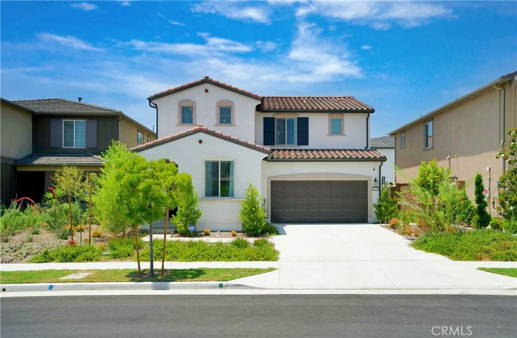 2239 Melogold Way - Photo 1