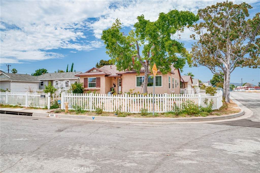https://bt-photos.global.ssl.fastly.net/socal/orig_boomver_1_429909938-2.jpg