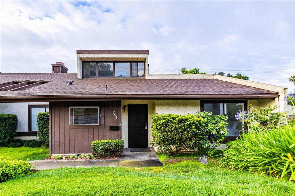 768 Foothill - Photo 1