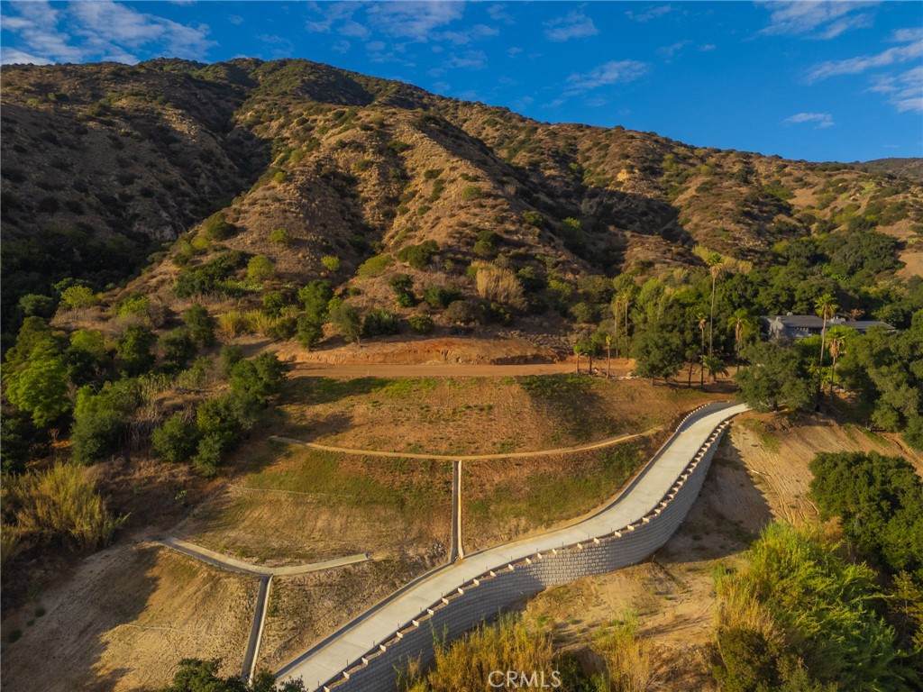 https://bt-photos.global.ssl.fastly.net/socal/orig_boomver_1_429940985-2.jpg