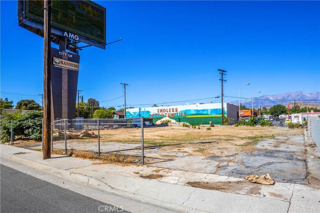 https://bt-photos.global.ssl.fastly.net/socal/orig_boomver_1_429981211-2.jpg
