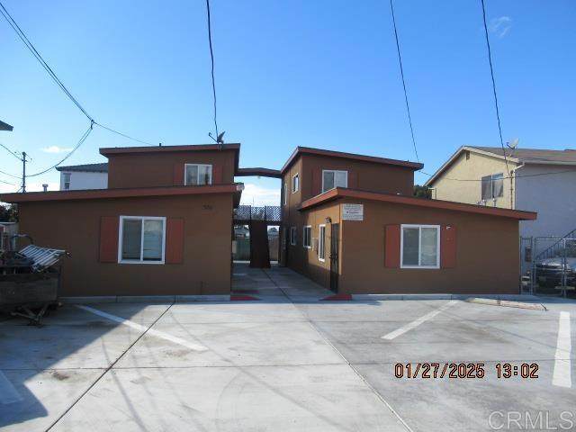 580 Glover Avenue - Photo 1