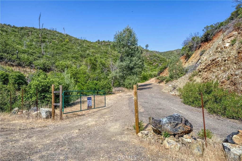 https://bt-photos.global.ssl.fastly.net/socal/orig_boomver_1_430015620-2.jpg