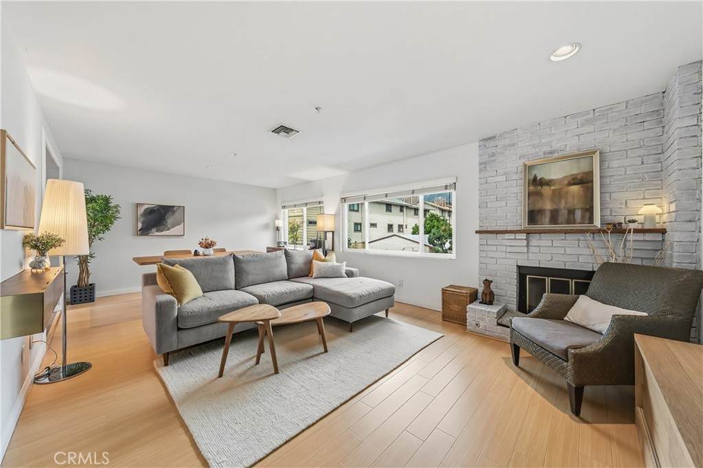 121 Madison Ave - Photo 1