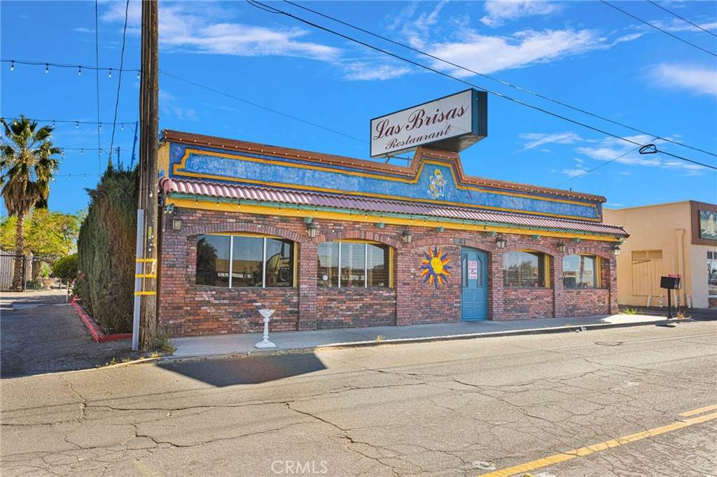 21919 Us Highway 18 - Photo 1