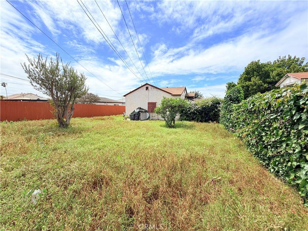 10846 Manhattan - Photo 1