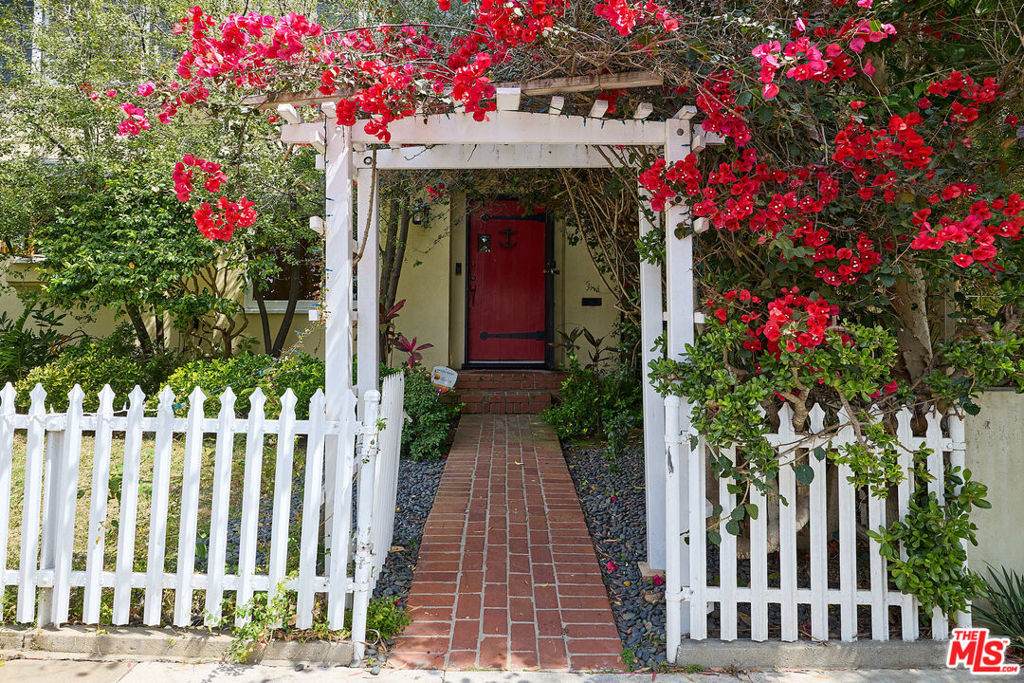 https://bt-photos.global.ssl.fastly.net/socal/orig_boomver_1_430294752-2.jpg