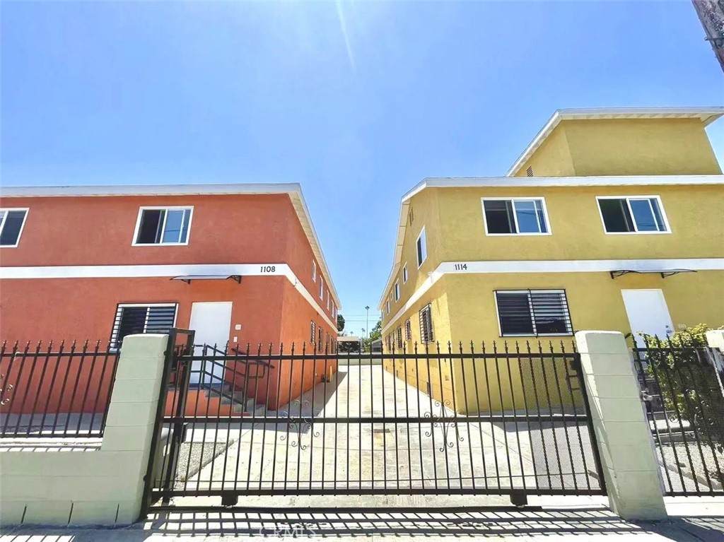 1114 Exposition Boulevard - Photo 1
