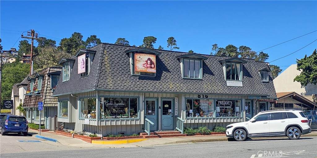 816 Main Street - Photo 1