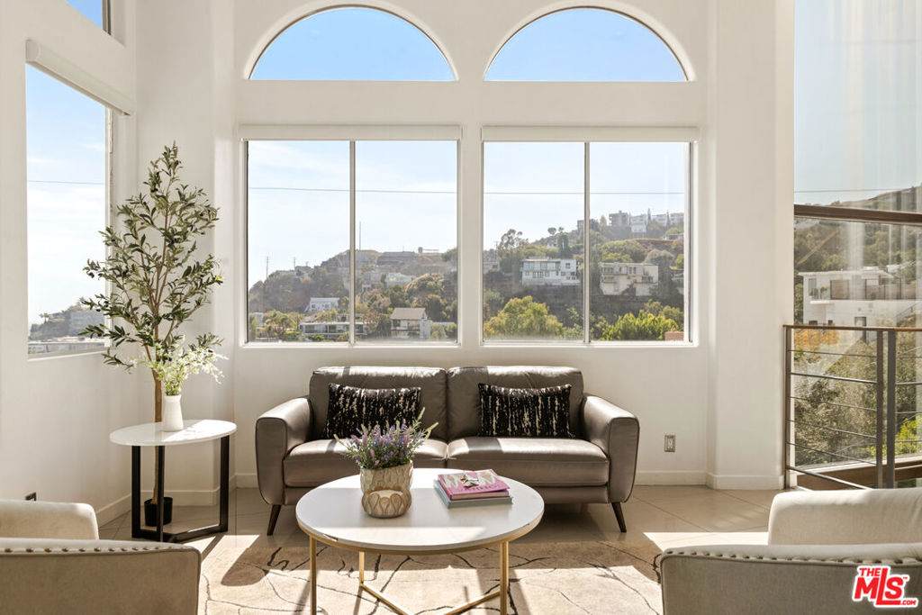 https://bt-photos.global.ssl.fastly.net/socal/orig_boomver_1_430377526-2.jpg