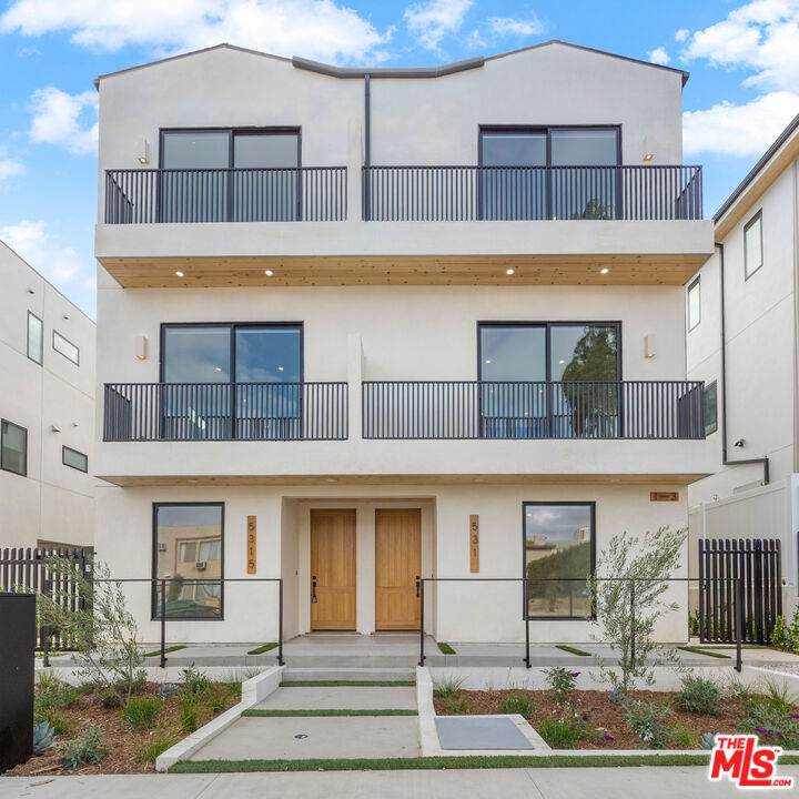 5313 Ben Avenue - Photo 1