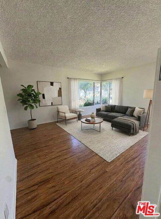 https://bt-photos.global.ssl.fastly.net/socal/orig_boomver_1_430509179-2.jpg