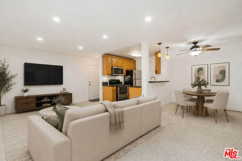 10982 Roebling Avenue - Photo 1