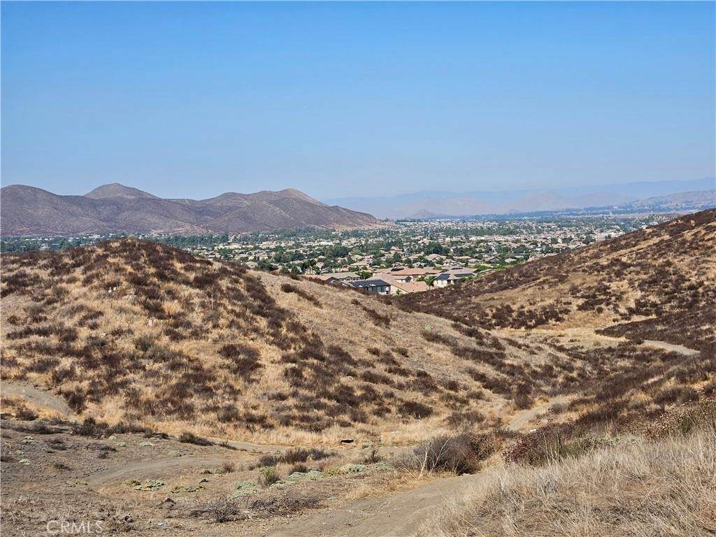 https://bt-photos.global.ssl.fastly.net/socal/orig_boomver_1_430590852-2.jpg