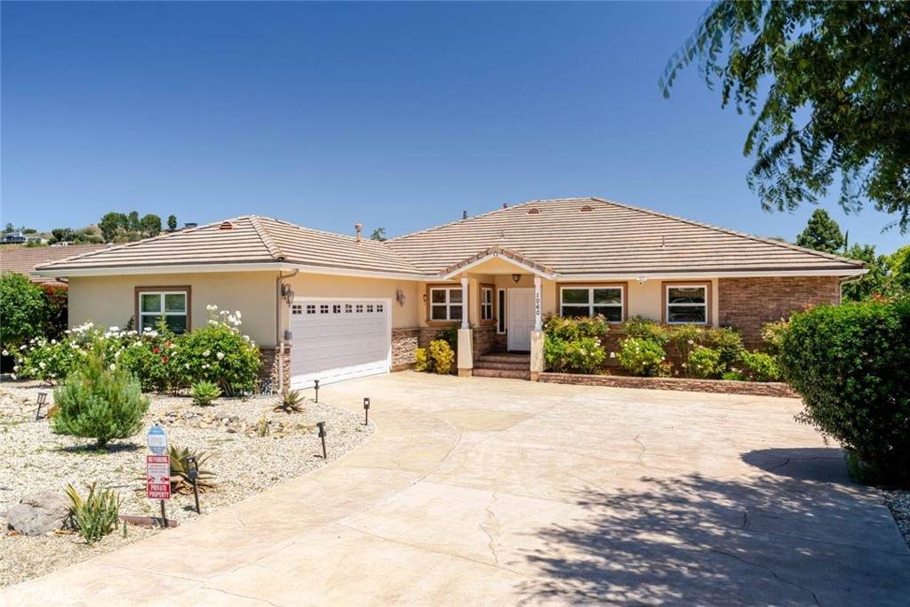 https://bt-photos.global.ssl.fastly.net/socal/orig_boomver_1_430596699-2.jpg