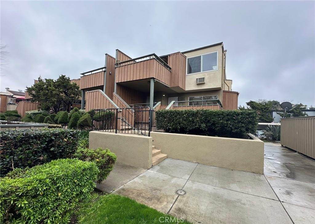 1001 Stevens - Photo 1
