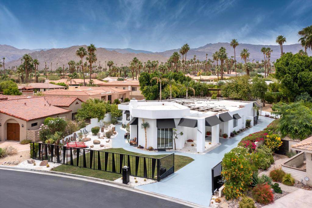 https://bt-photos.global.ssl.fastly.net/socal/orig_boomver_1_430610559-2.jpg