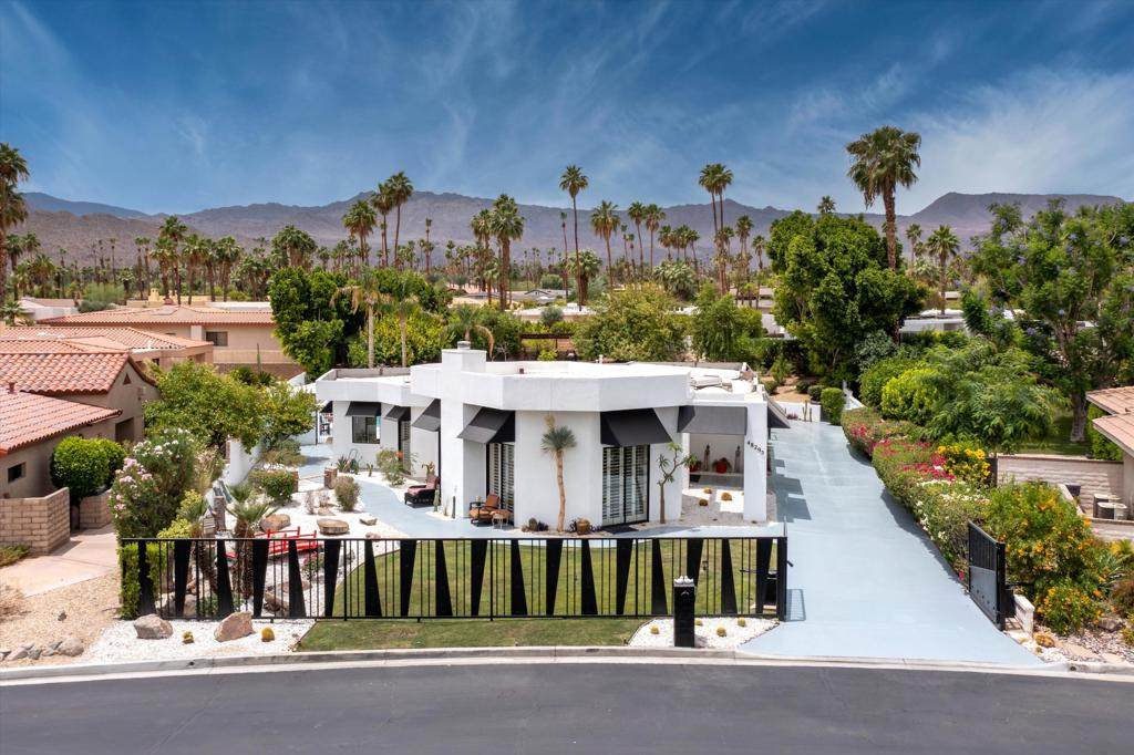 https://bt-photos.global.ssl.fastly.net/socal/orig_boomver_1_430610559-2.jpg