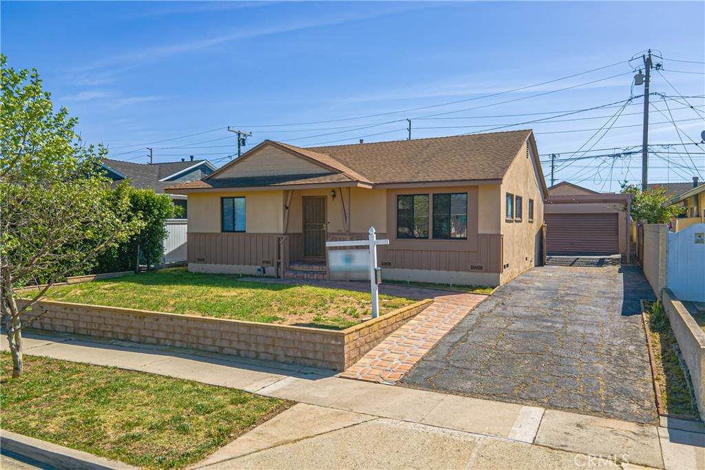 4402 Cathann - Photo 1