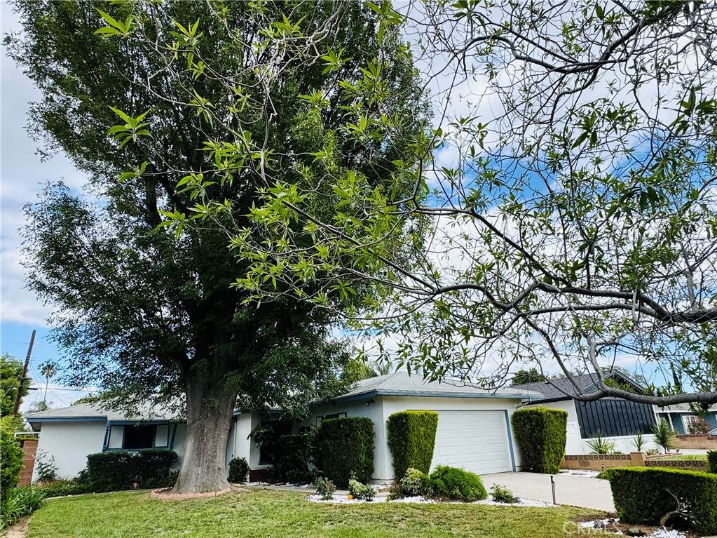 8208 Kentland - Photo 1